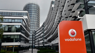 Vodafone ahora cobra por solucionar incidencias vía telefónica: 2,5 euros por consultar tu PIN